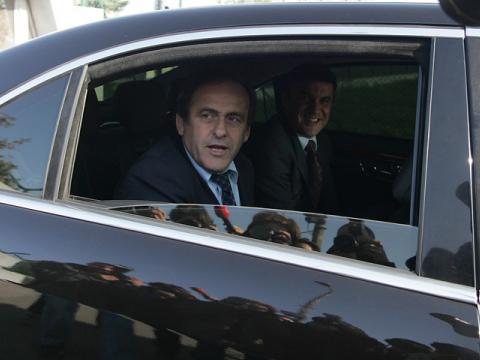 Platini turns the first sod for the base of the national team