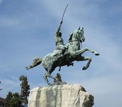 Garibaldi on horseback will adorn Sofia  